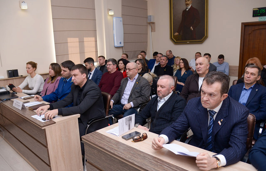 Вопросы социально-экономического развития городского округа Евпатория обсудили на заседании профильного Комитета
